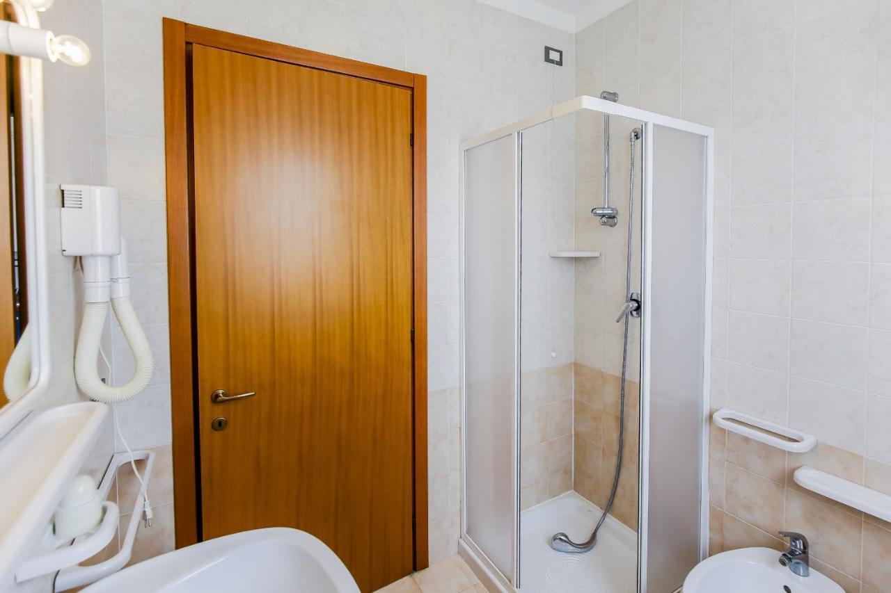 Tamerici Lido Altanea Apartment Caorle Luaran gambar