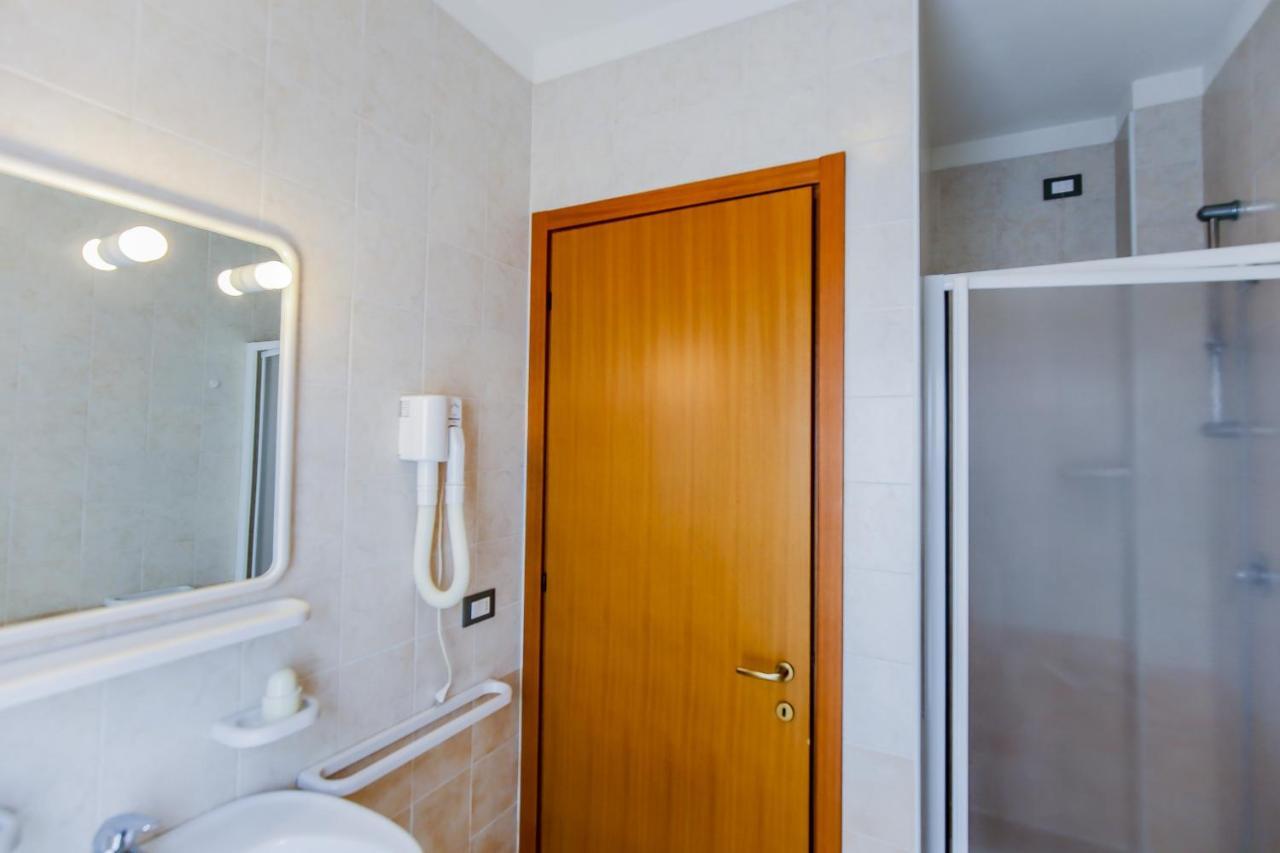 Tamerici Lido Altanea Apartment Caorle Luaran gambar